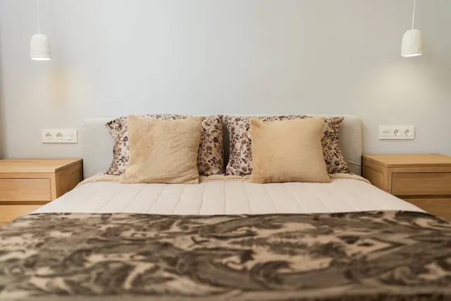 Exclusivo apartamento reformado a estrenar en primera línea de playa, con vistas al mar en el Puerto de Estepona — 19