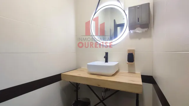RESTAURANTE LISTO PARA COMENZAR LA ACTIVIDAD EN LA ZONA UNIVERSITARIA. — 25