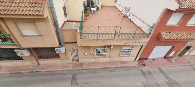 Amplio Piso en Roldán, Ideal para Familias — 10