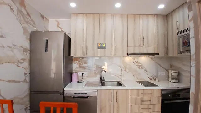 IMPRESIONANTE CHALET EN ALFAS DEL PI — 41