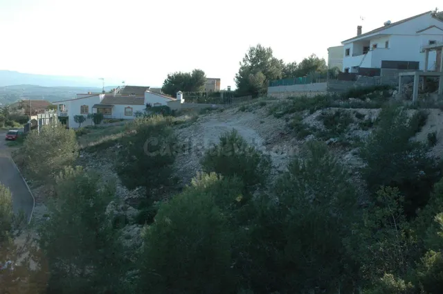 Terreno en venta en calle Felipe II, 83 - foto 2