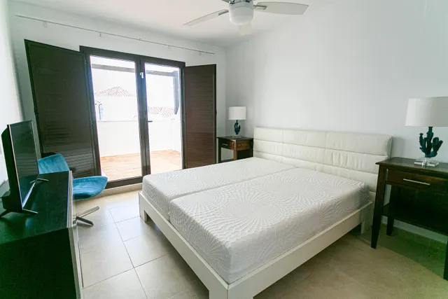 Precioso Atico Triplex de 4 dormitorios en Altos de los Monteros en perfecto estado — 31