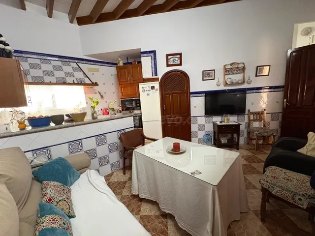 Oportunidad Única: Local Comercial con Vivienda en Planta Primera! — 20
