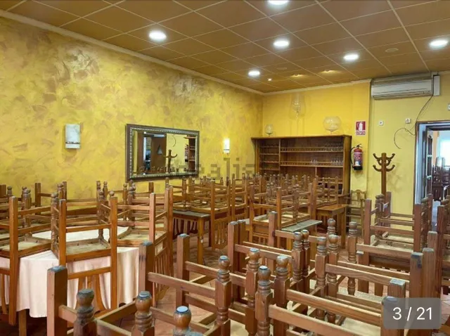 SE VENDE CASA CON LOCAL PARA LA HOSTELERÍA Y VIVIENDA — 9