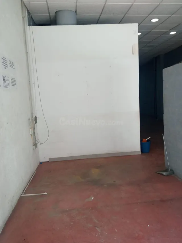 Local comercial 108m² en alquiler - Ronda de Triana-Patrocin - foto 2