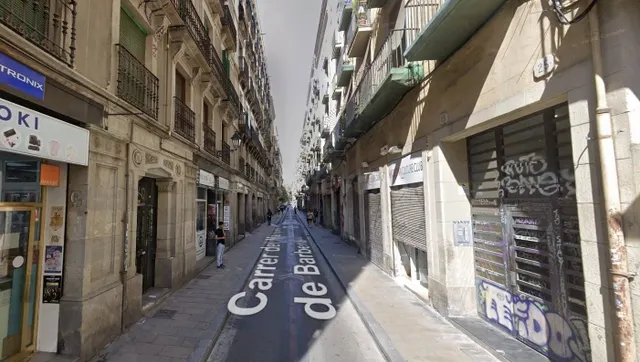 Venta piso en Barcelona - foto 2