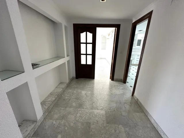 AMPLIO PISO DE 200 M2 EN ALQUILER – GRANADA — 20