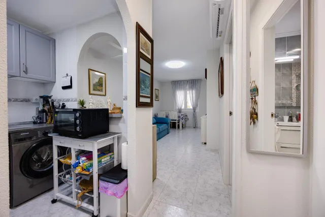 Apartamento reformado de un dormitorio en la Playa de los Locos — 15