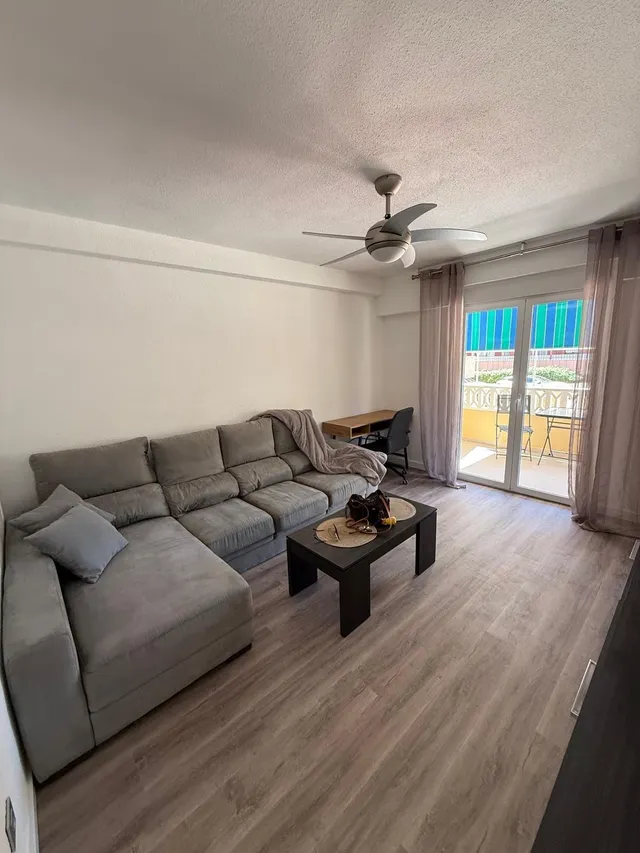 ✨ PISO RECIÉN REFORMADO CON PISCINA Y PARKING A 600 METROS DE LA PLAYA ✨ — 9