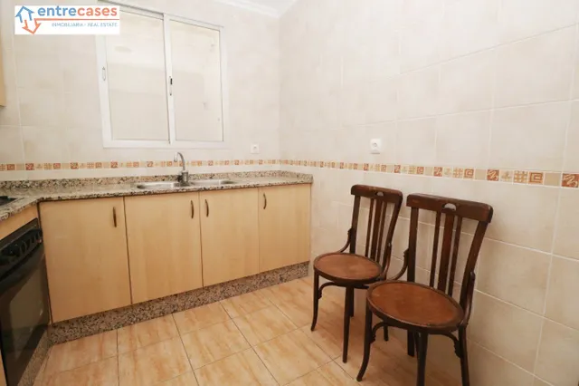 CASA INDEPENDIENTE CENTRO QUART DE LES VALLS — 8