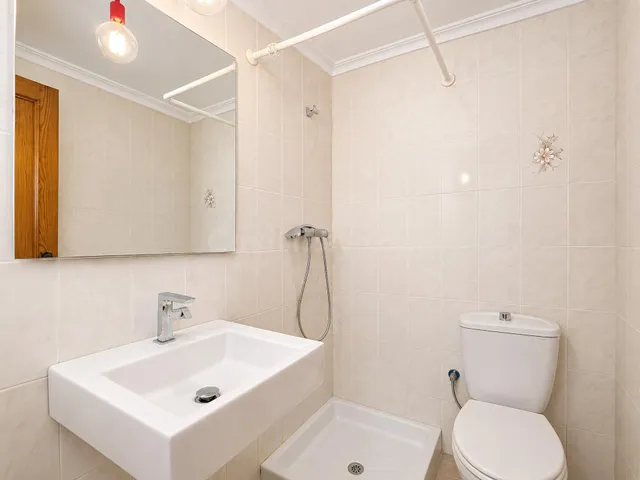 Piso en Venta en Calle Joan Tur Tur. - foto 3