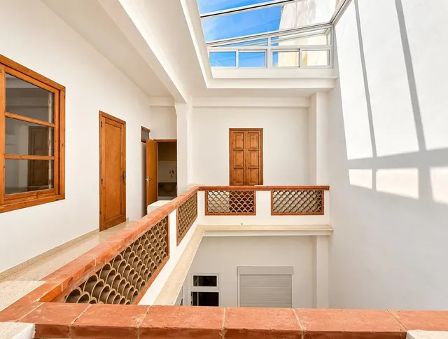 Casa señorial en el casco histórico de Carlet | 360 m2 y 3 plantas — 49