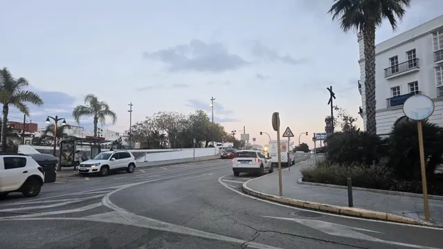 LOCAL COMERCIAL EN EL CENTRO DE CHICLANA — 13