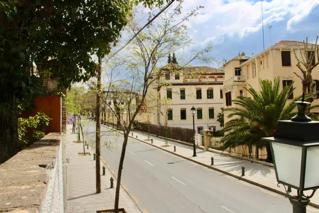 GRANADA — 28