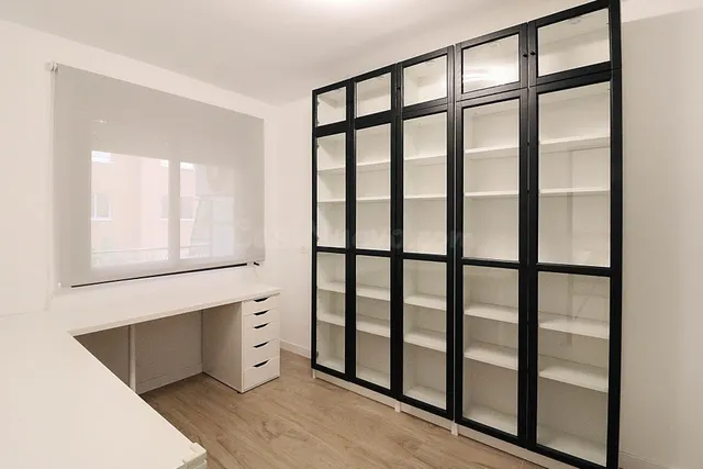 PISO DE 4 habitaciones, DOS BAÑOS, DOS PLAZAS DE GARAJE Y BA - foto 4