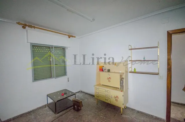 Ref. 04293 - Casa con parcela urbana en una de las mejores z - foto 5