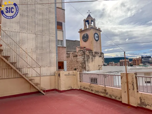Gran casa o edificio en el corazón de Alcora con 12 dormitor - foto 4