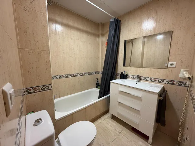 ¡piso reformado de 3 habitaciones con balcón junto al hospital general y el tranvía! — 8