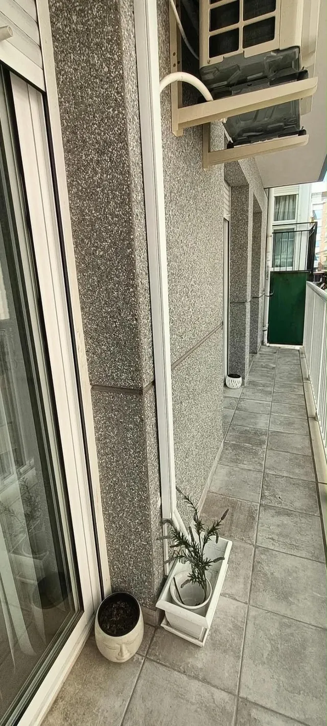 MAGNIFICO PISO DE TRES DOMITORIOS Y DOS BAÑOS REFORMADO CERCA DEL MAR — 29
