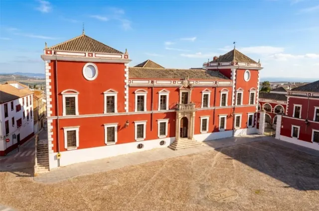 Edificio histórico en Plaza de Armas – Fernán Núñez (Córdoba - foto 3