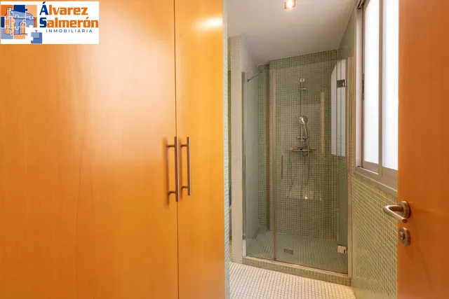 Espacio, confort y calidad: magnífica vivienda unifamiliar adosada — 41