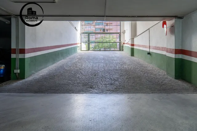 Se vende plaza de garaje en Parque Lagos cerca de Carrefour — 15