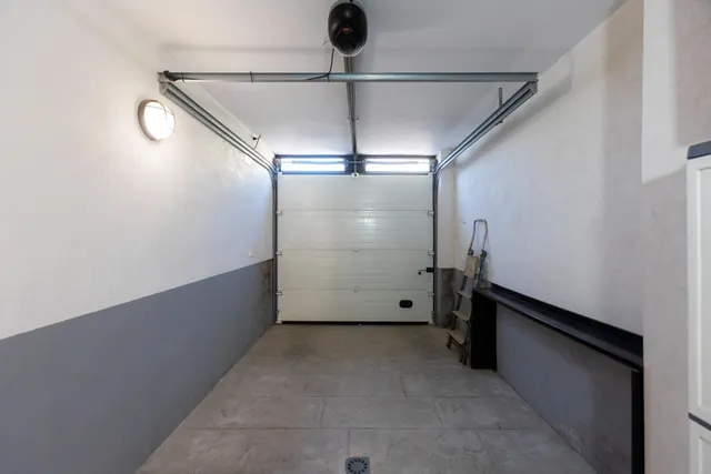 PRECIOSA CASA EN TORRENUEVA — 22