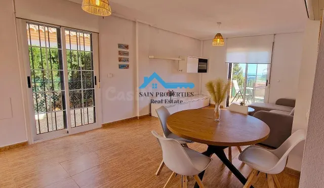 Se vende luminosa y acogedora vivienda en la urbanización Ba - foto 4