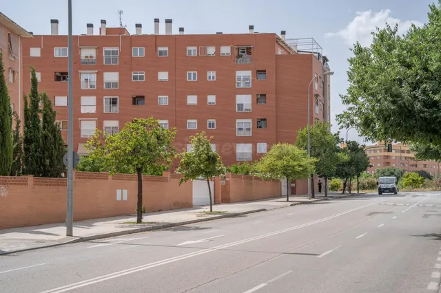 ESPECTACULAR VIVIENDA CON VISTAS DE TODO. ROTONDA EUROPA.