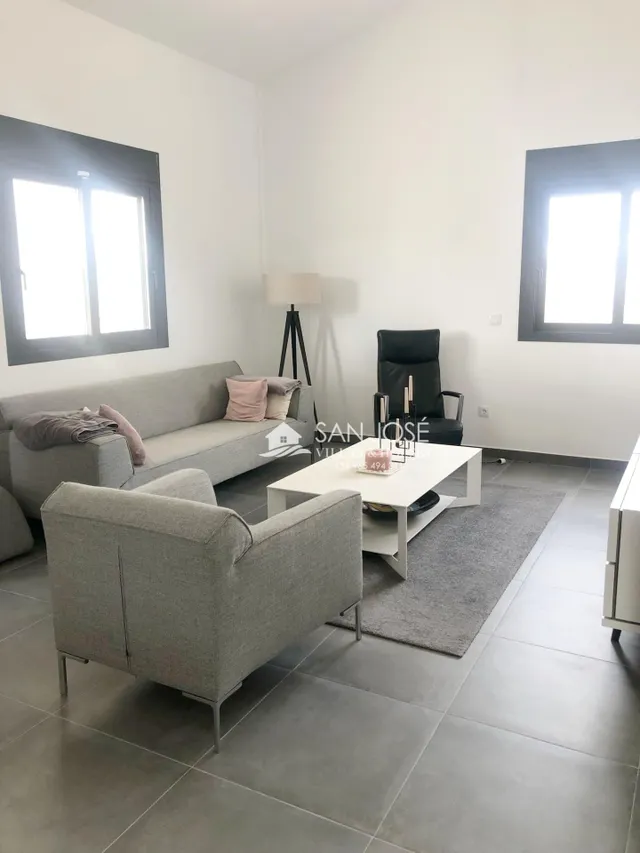 SE VENDE ESPECTACULAR CHALET DE LUJO EN MONOVAR. — 13