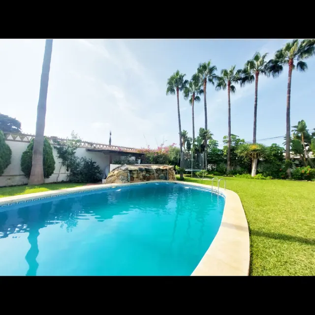 Chalet 8 habitaciones 625m² en venta - Centro — 37
