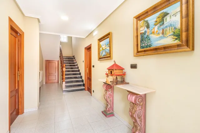 Hostal-Restaurante con magnifica casa anexa — 25