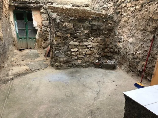 CASA DE PUEBLO EN VENTA — 25