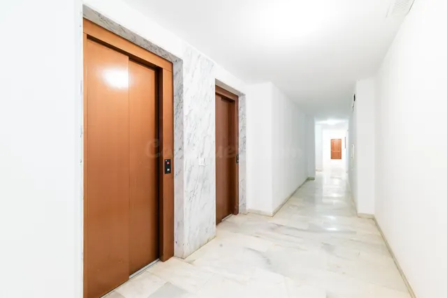 EXCEPCIONAL OPORTUNIDAD, PISO EN CALAHONDA. - foto 4