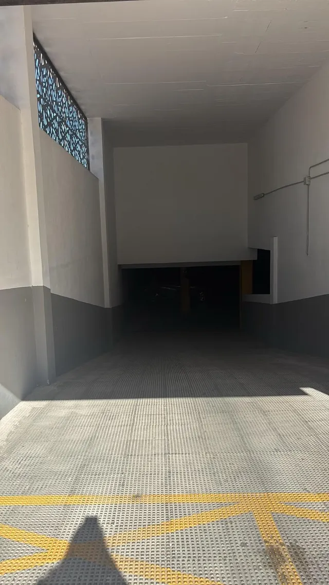 Magnifica vivienda de reciente construcción con terraza acristalada, piscina y garaje — 29