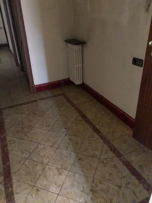 EDIFICIO EN VENTA EN MANRESA — 14