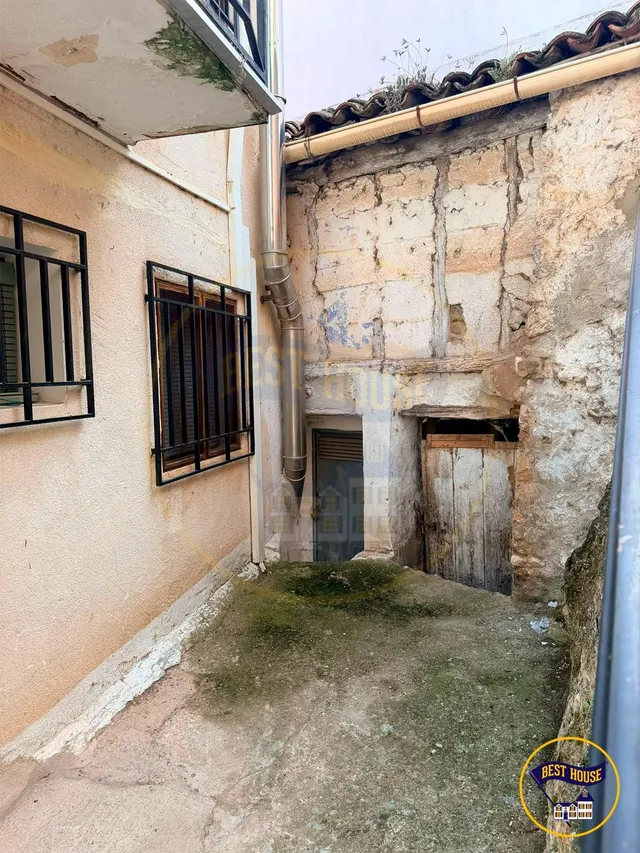 CASA INDEPENDIENTE EN VENTA EN ENGUIDANOS — 29