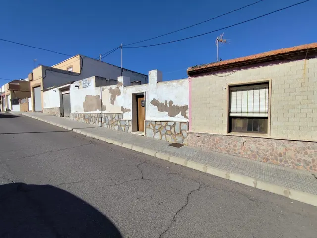 Propiedad de 650 m2 para reformar en Molinos Marfagones – Gran potencial para vivienda o inversión — 33