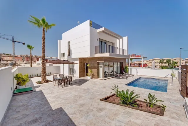 VILLAS INDEPENDIENTES CONSTRUIDAS EN UNA O DOS PLANTAS CON P