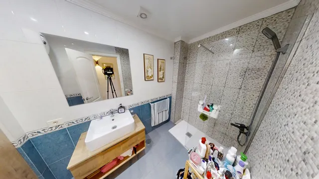 Amplio piso de 3 dormitorios y dos baños en Arguineguín listo para entrar a vivir — 12