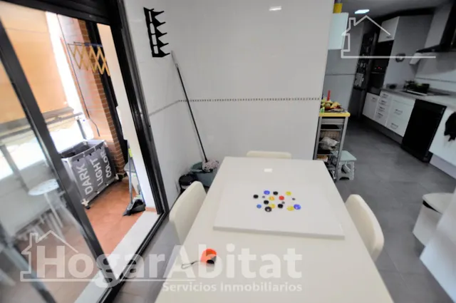 MAGNÍFICO PISO CON PISCINA, GARAJE Y TERRAZA EN BENIMACLET. — 22