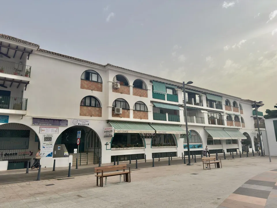 Oportunidad !!!! Gran Local comercial en pleno centro de Arroyo de la Miel - Benalmadena