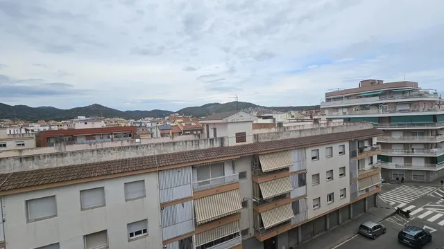 ÁTICO A LA VENTA EN EL CENTRO DE PINEDA DE MAR Y PISCINA COMUNITARIA — 13