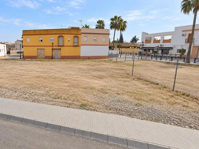 OPORTUNIDAD ÚNICA PARA CONSTRUIR LA CASA DE TUS SUEÑOS | PRO - foto 2