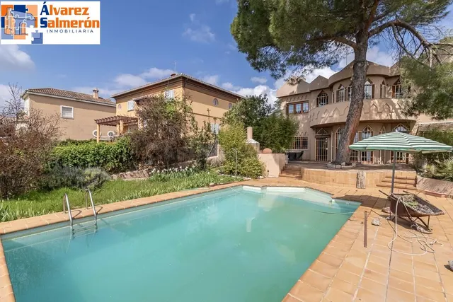 Espectacular casa independiente con piscina y grandes vistas - foto 3