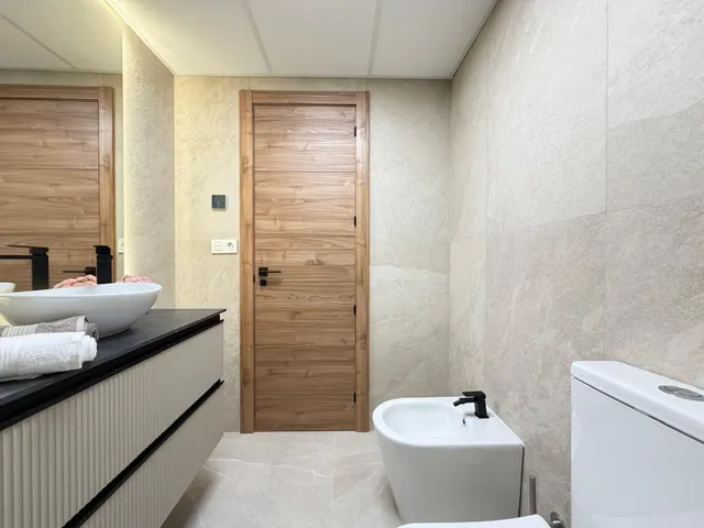 PRECIOSA VIVIENDA TOTALMENTE REFORMADA, IDEAL PARA VIVIR TODO EL AÑO O COMO INVERSION — 48
