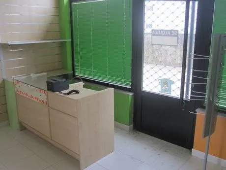 LOCAL COMERCIAL EN BERTAMIRÁNS — 3