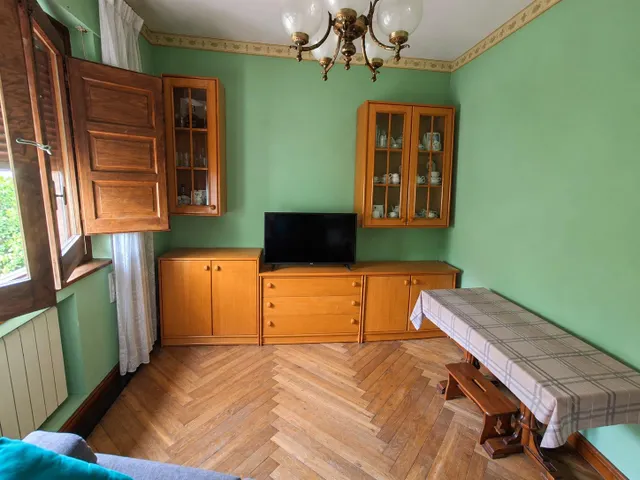 Casa en Carbayín: cuatro dormitorios, dos garajes y terreno para disfrutar de la vida de pueblo — 9