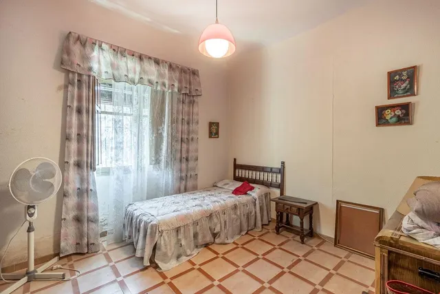 CASA CON MÁS DE 4000 METROS DE PARCELA EN MONACHIL — 14