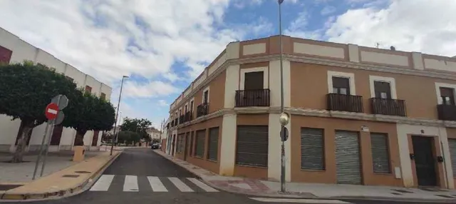 VENTA DE PISO EN LA RINCONADA ( SEVILLA ) — 2